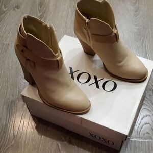 XOXO Boots